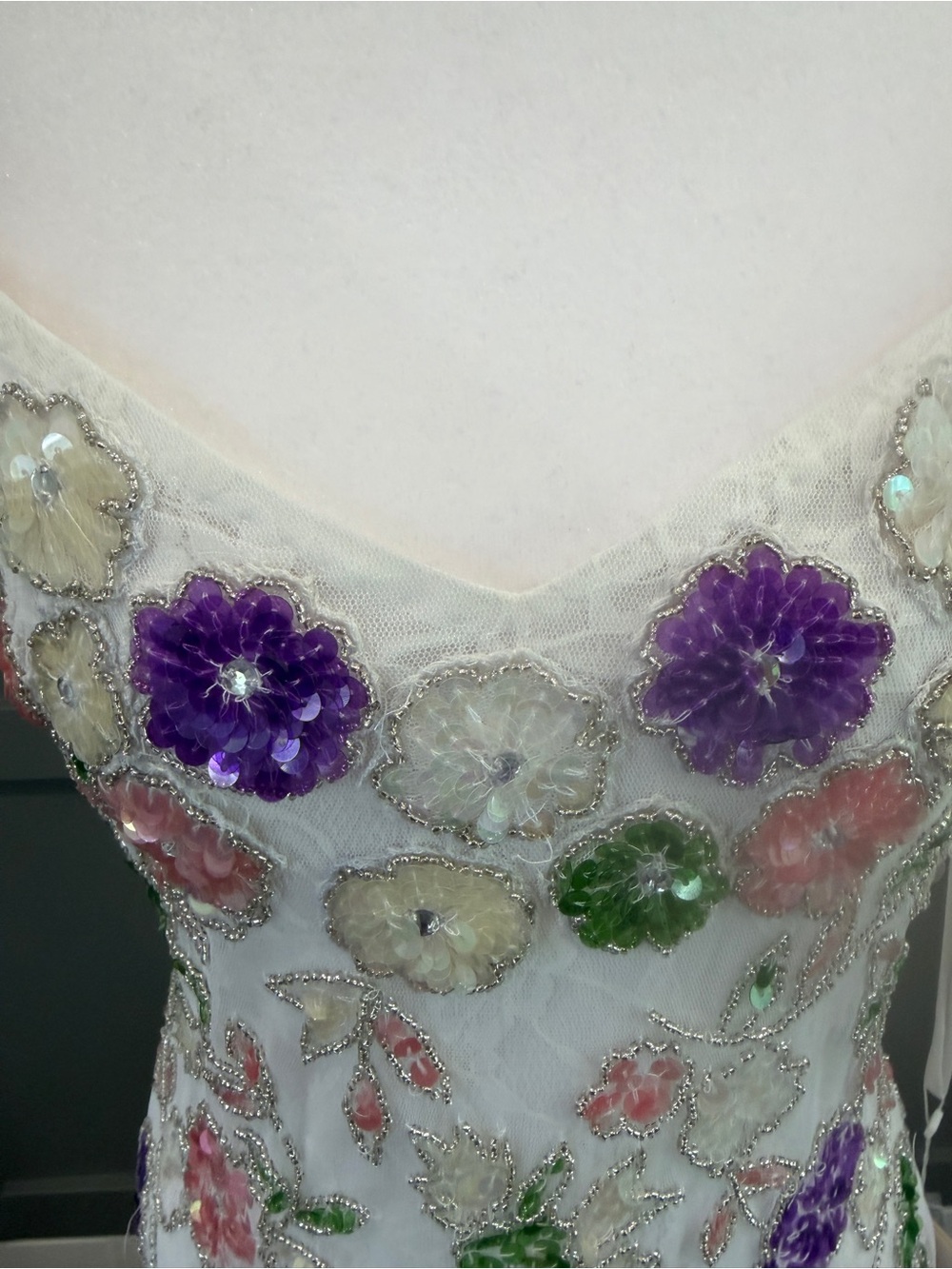 NWT Mac Duggal 10893 Floral Sequined High Slit Sleeveless Gown Size 4 - Picture 6 of 12